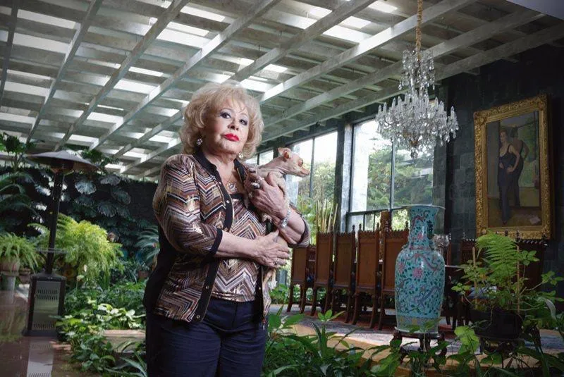 FB: @silvia.pinal.h Silvia Pinal está internada en un hospital al sur de la CDMX.