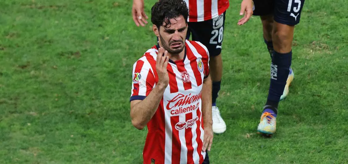 Afición le 'exige' salida