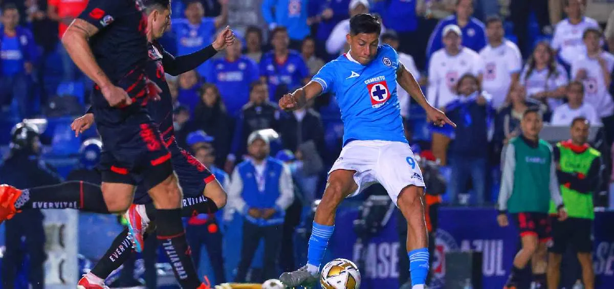 Cruz Azul elimina a Xolos