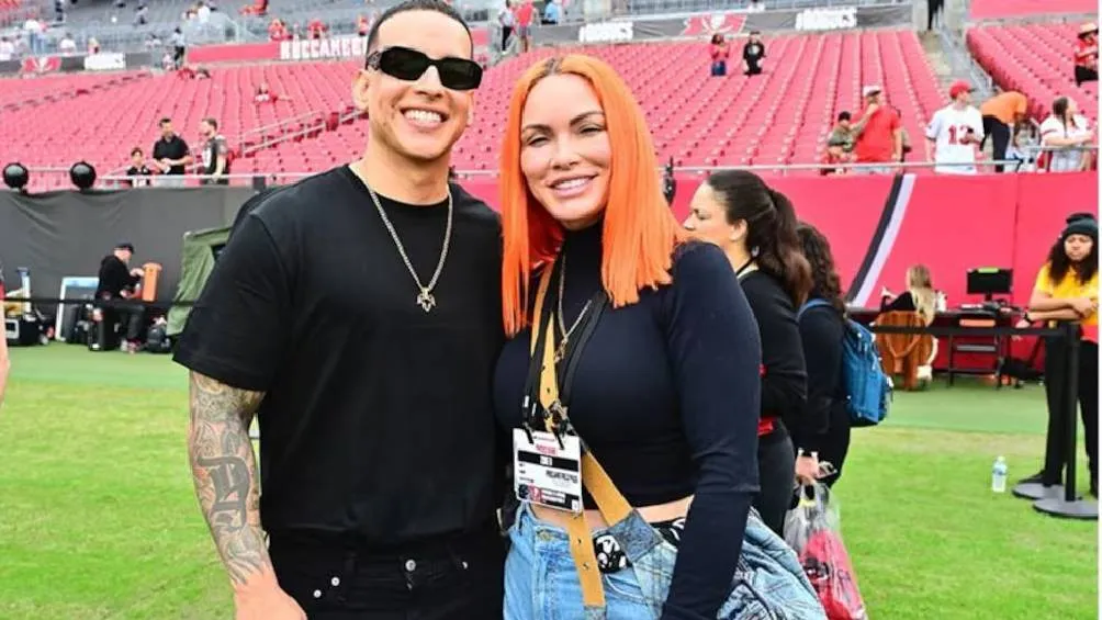 RS El cantante agradeció a su pareja por el tiempo juntos.