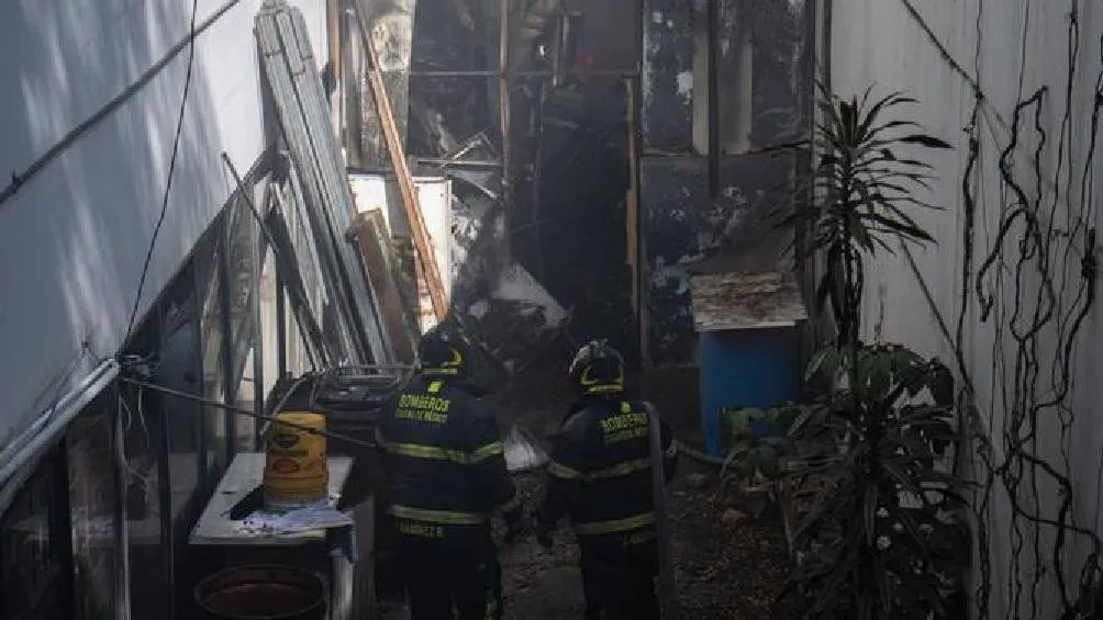 Autoridades correspondientes atendieron el incendio.