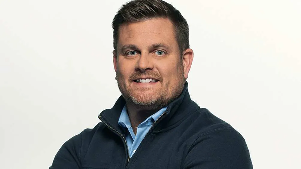 AP Brian Thompson tenía apenas 50 años de edad.