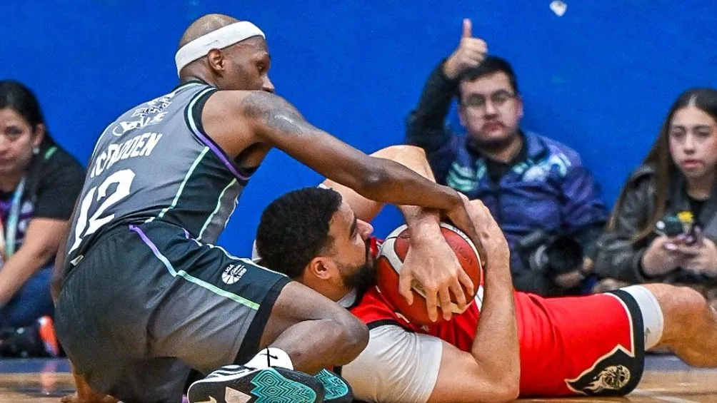 Imágenes del Diablos vs Halcones