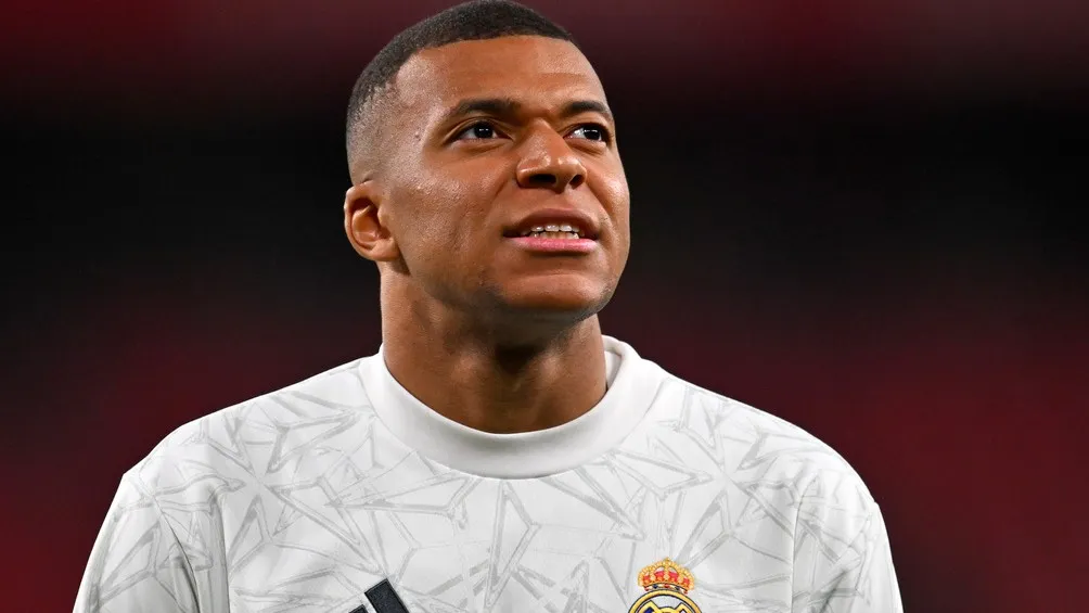 AP Mbappé busca acabar con su mala racha