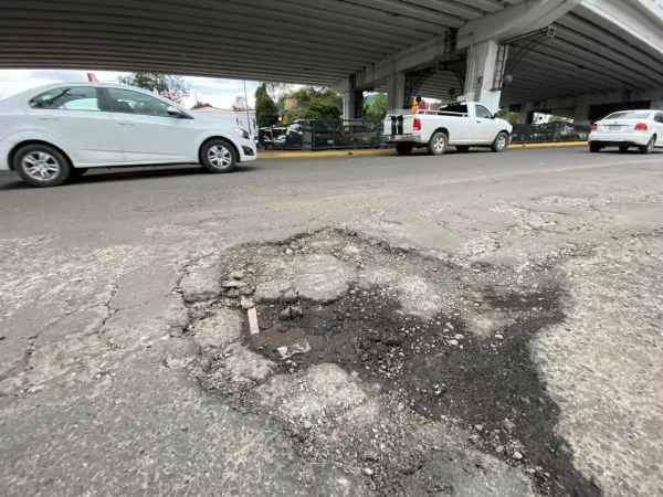 Baches en las calles del Edomex