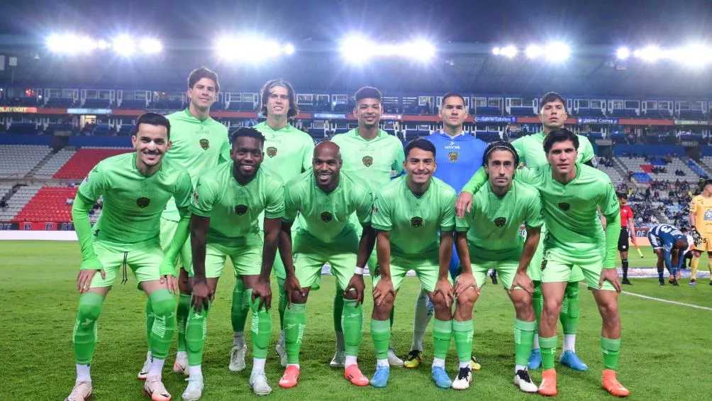 Plantilla de Bravos en el Apertura 2024