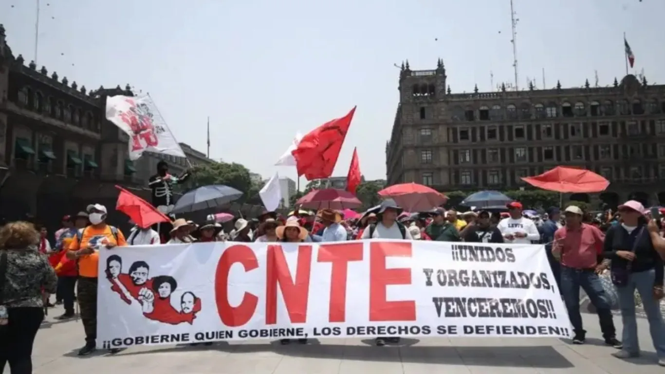 La marcha terminará en Palacio Nacional después de medio día.