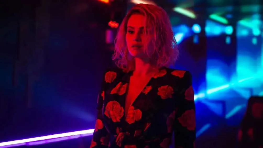 El comediante criticó a la cantante y actriz por su trabajo en el filme 'Emilia Pérez'.