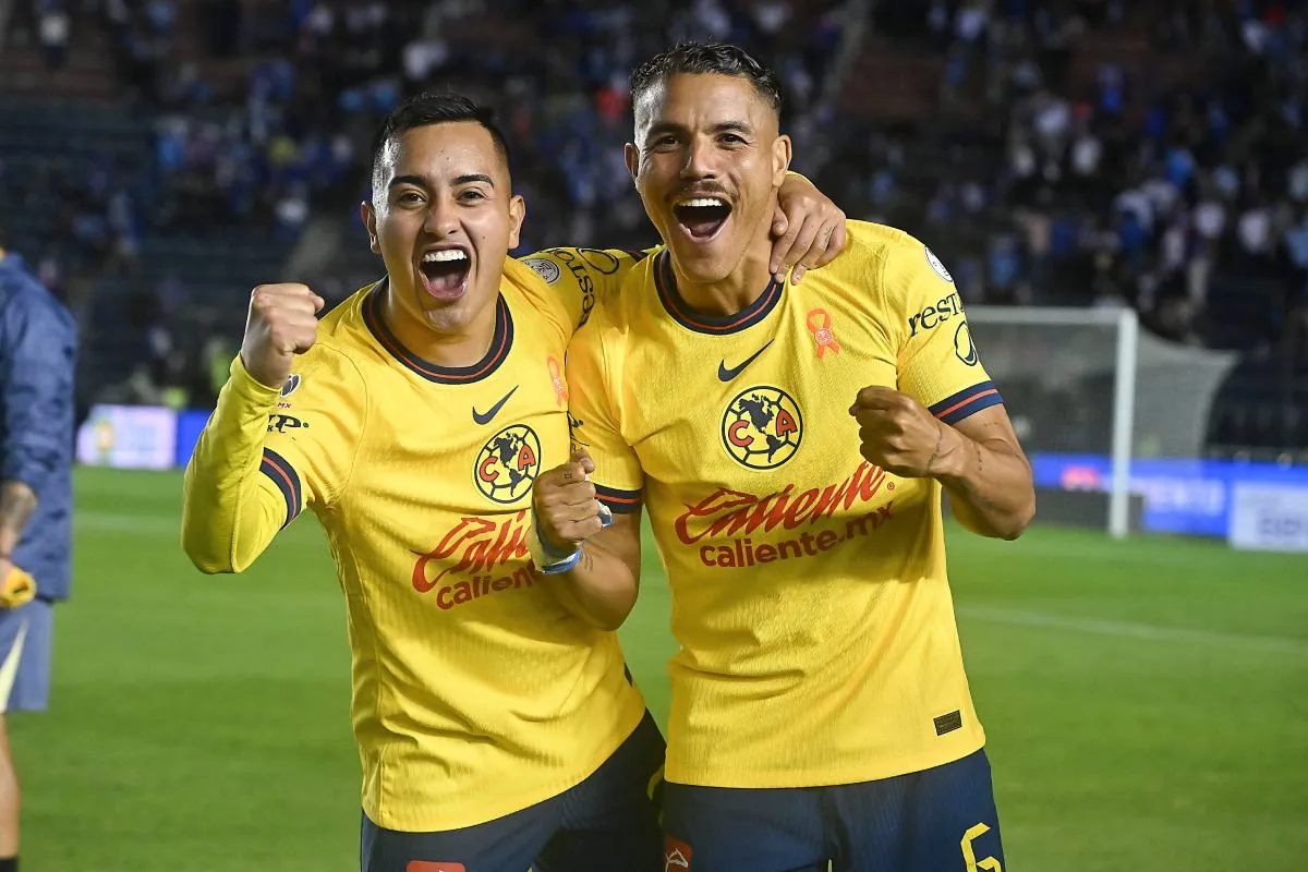América festejando el pase