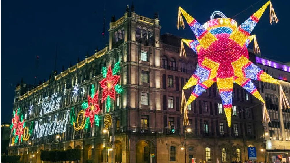Pixabay Anualmente en la CDMX se colocan adornos alusivos a las fiestas decembrinas.