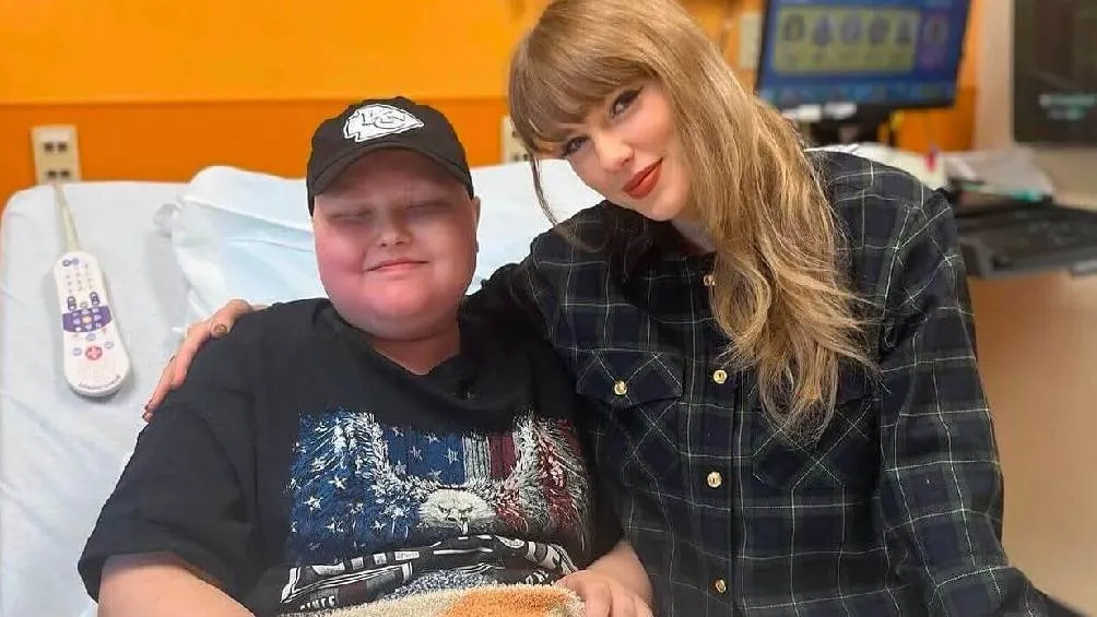 Taylor Swift sorprendió a los niños en el Hospital Children's Mercy de Kansas City.