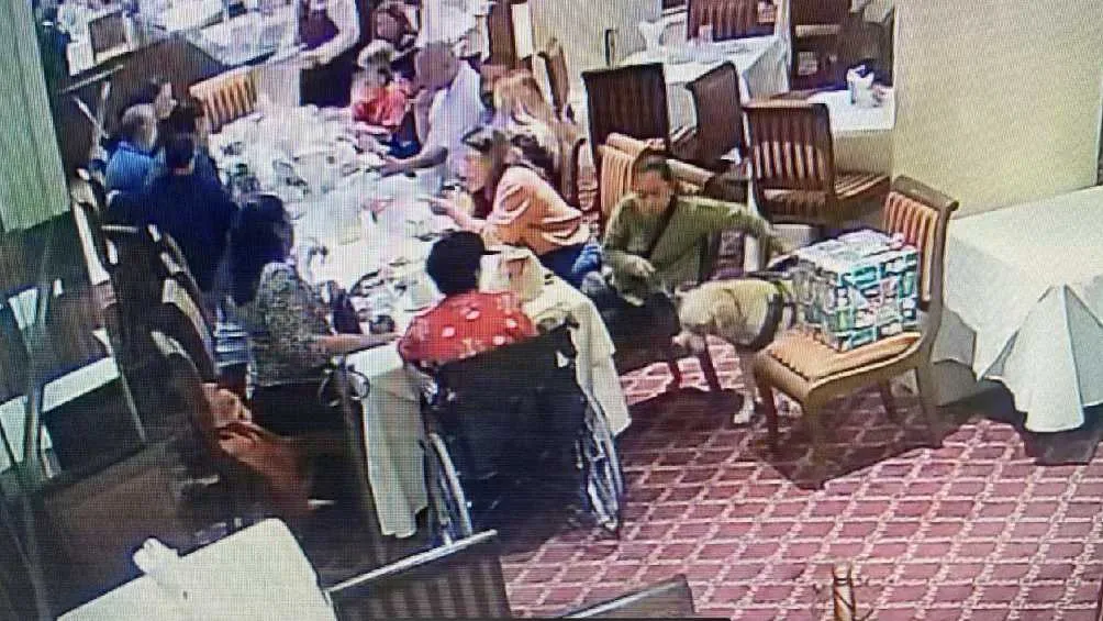 Sarahí finalmente pudo acceder a la posada de su trabajo.