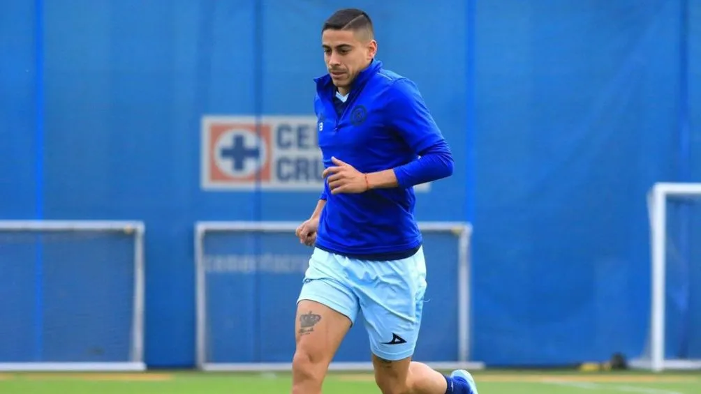 Candido saldría de Cruz Azul