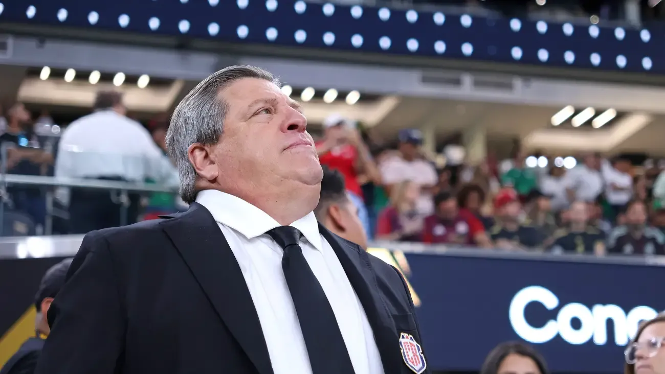 Prensa de Costa Rica explota contra 