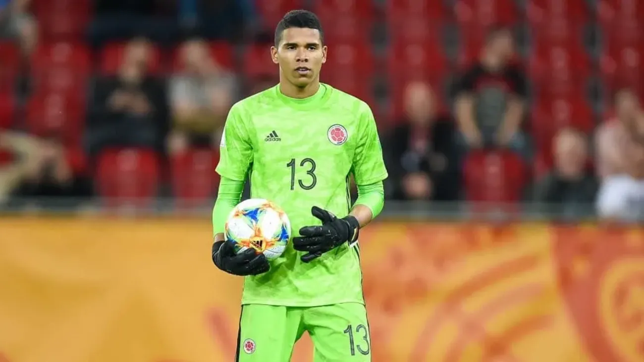 Nuevo error de Kevin Mier: el portero de Cruz Azul falla con Colombia en Eliminatorias. Noticias en tiempo real