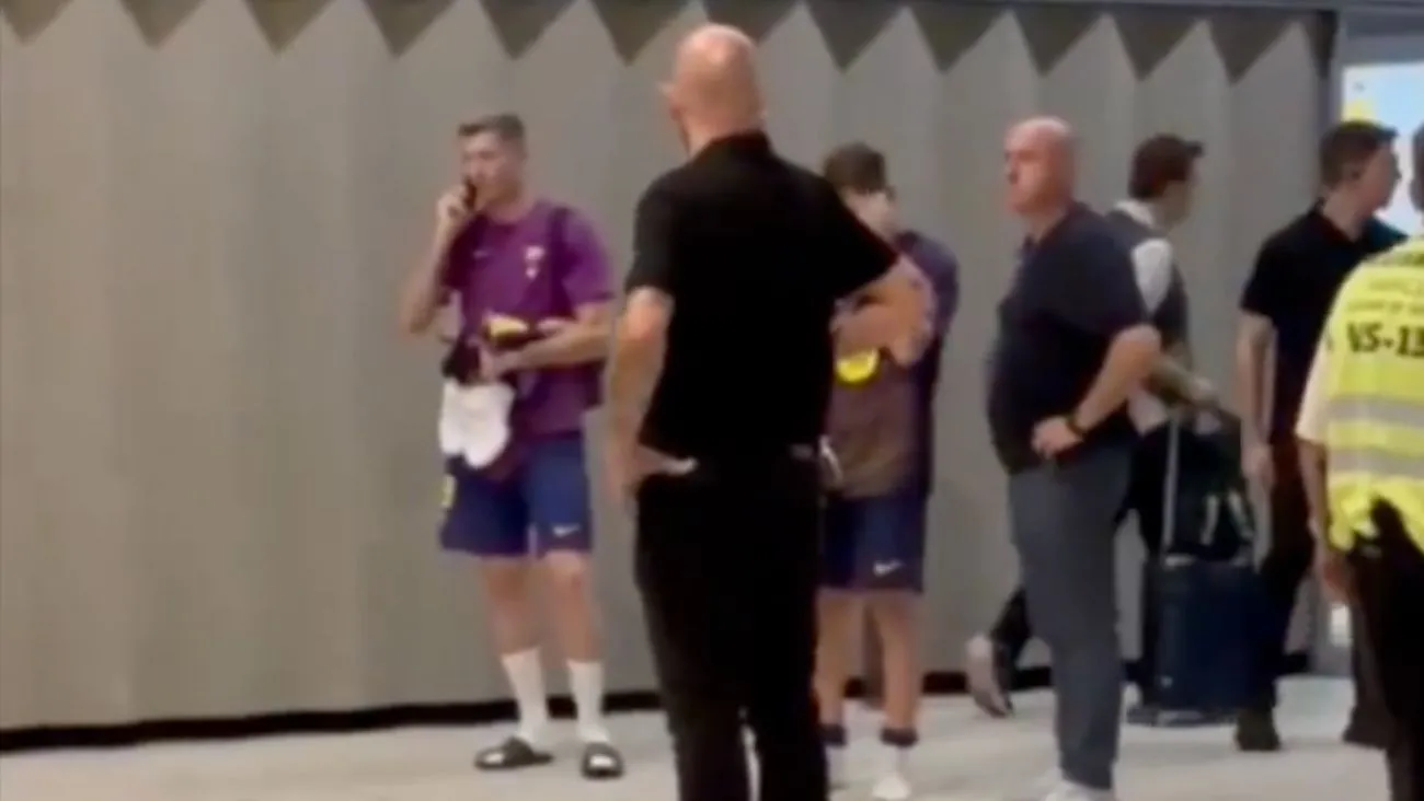 Jugadores del FC Barcelona abandonaron el Johan Cruyff sin cambiarse ni bañarse. Noticias en tiempo real