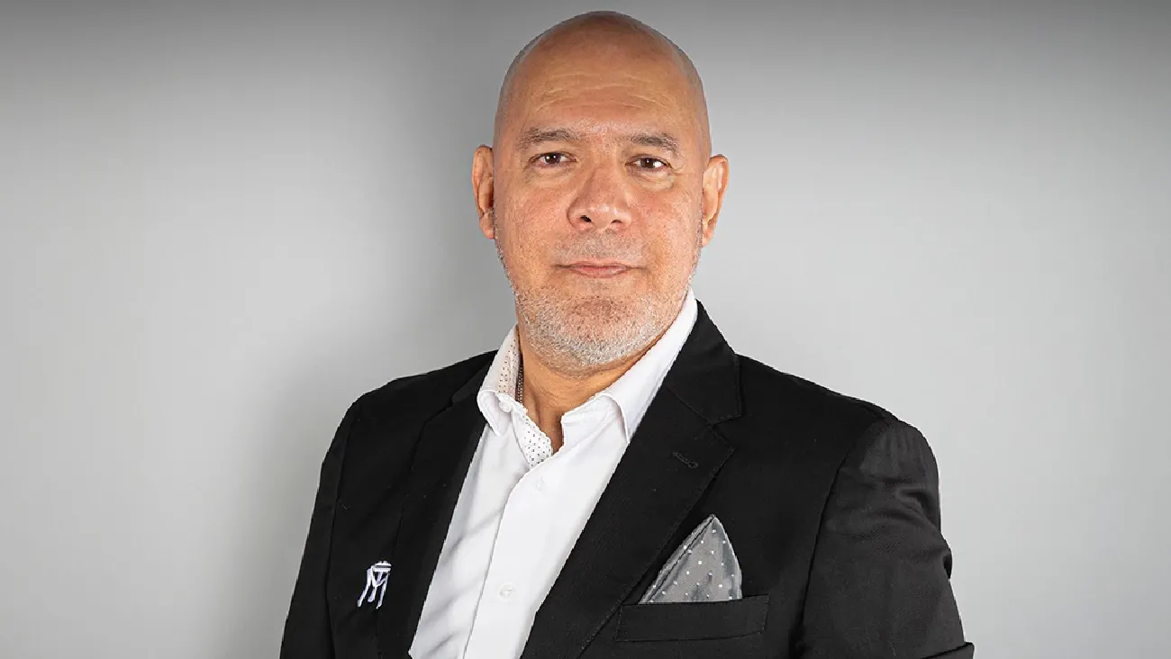 Henry Blanco en presentación