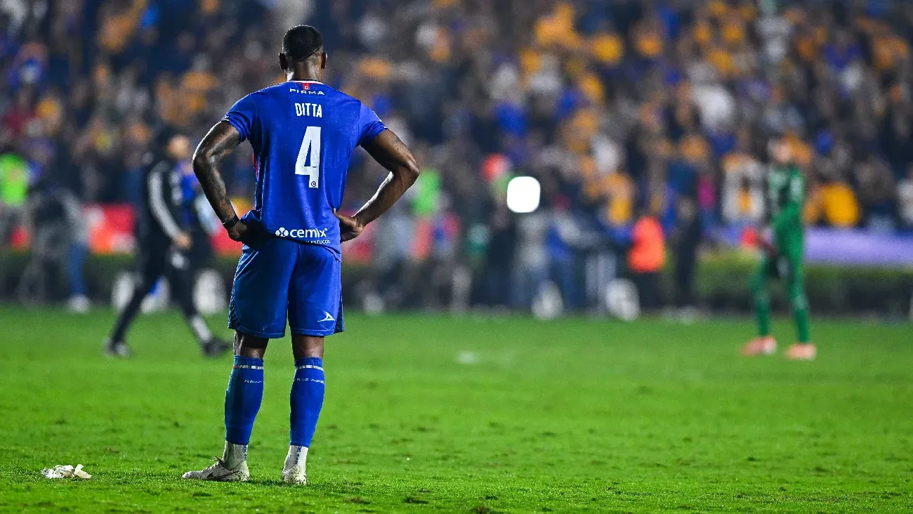 Willer Ditta no sale de Cruz Azul por menos de 15 millones de dólares