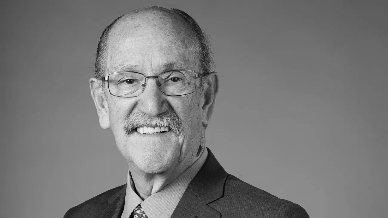 Su carrera en el mundo artístico comenzó tarde pero logró muchos papeles en teatro y televisión.