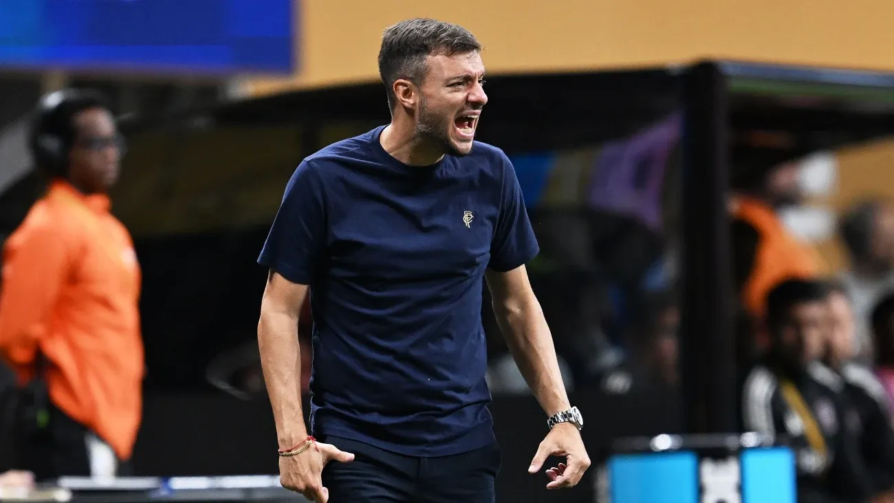 Martín Anselmi está cerca de volver a los banquillos; encabeza lista para dirigir en Brasil