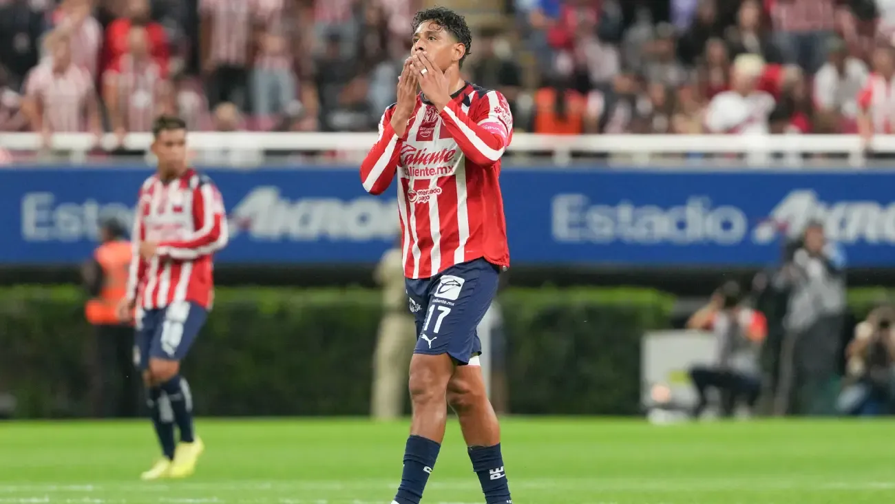 Luis Romo advierte que Chivas será candidato por el título