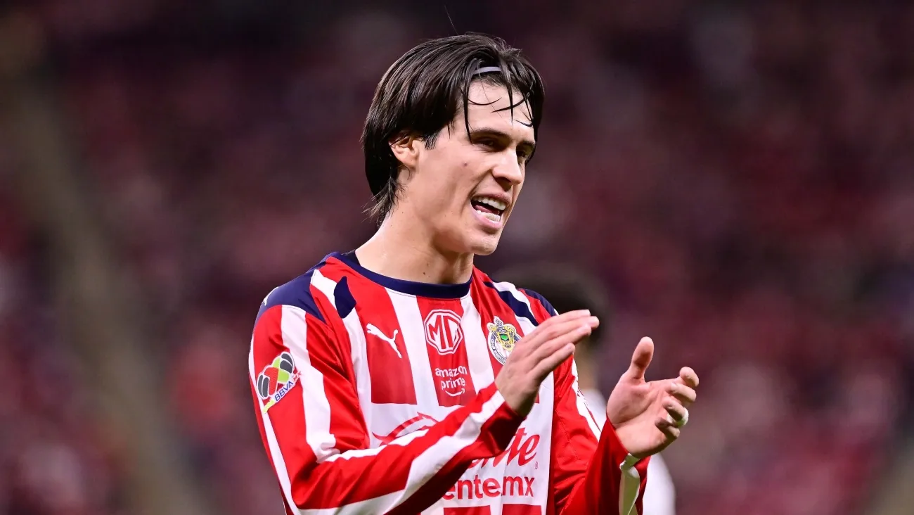 Diego Campillo vuelve a una convocatoria de Chivas