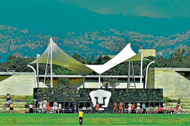 Construcción de cantera de Pumas