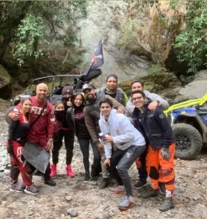 Felipe Pardo y jugadores del Toluca en el Nevado