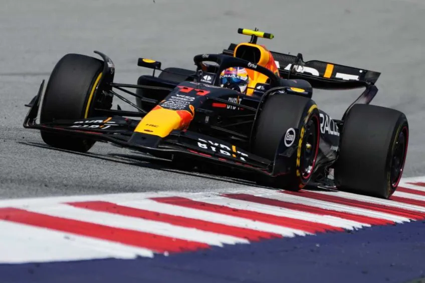 Checo no pudo remontar varios lugares