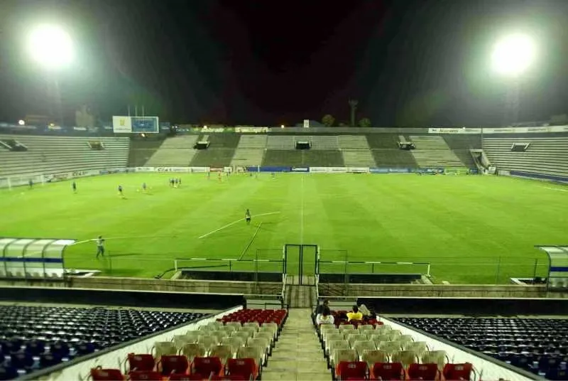 De momento, el club separó a los jugadores