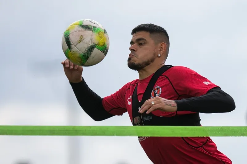 Volvió a las canchas