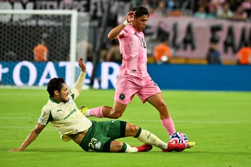 Veiga será el último refuerzo del club azulcrema