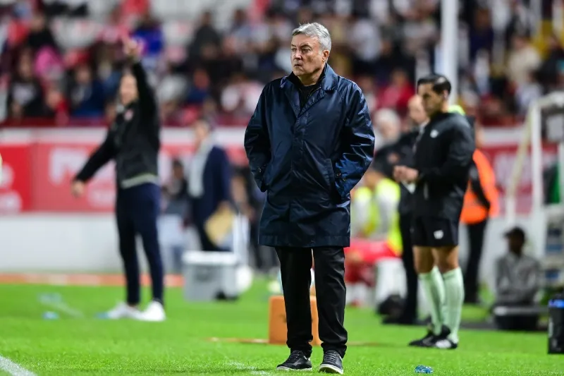 Destacó el trabajo de sus futbolistas