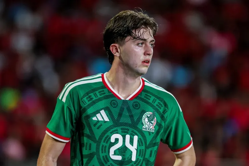 Brian Gutiérrez jugó 57 minutos