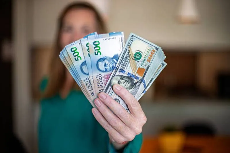 El peso mexicanos mantiene su buena racha frente al billete verde/Pixabay