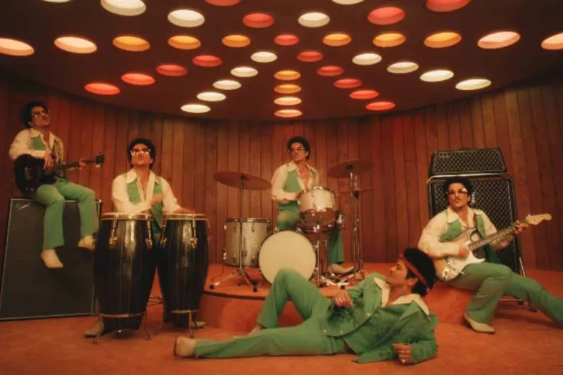 “I Just Might” da inicio a The Romantic, el nuevo álbum de Bruno Mars programado para febrero de 2026. / YT: Bruno Mars