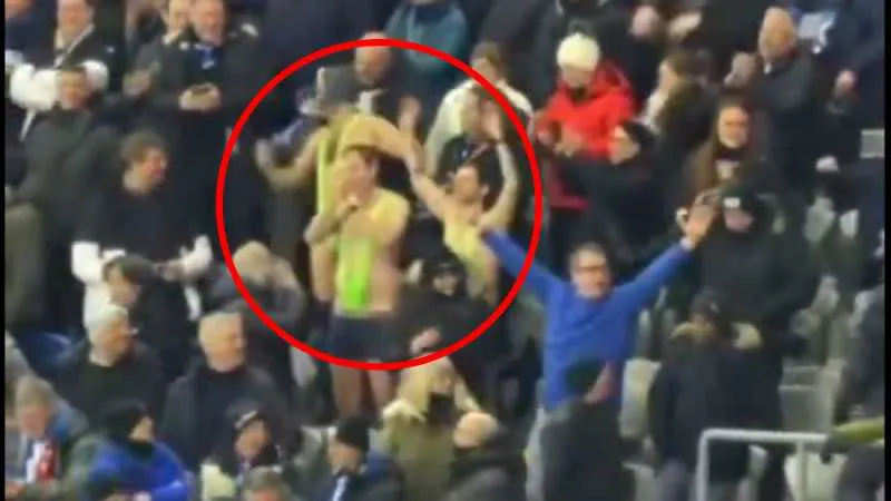 Replicaron la vestimenta de Borat