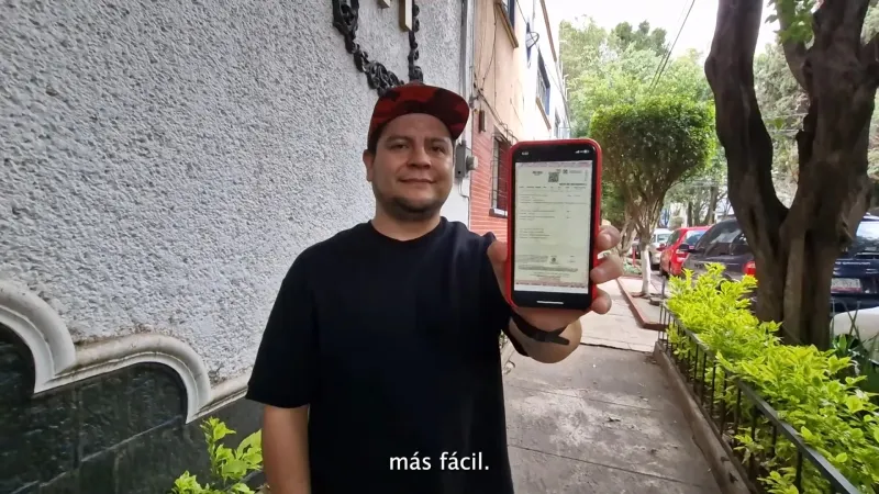 También puedes tener el documento oficial en tu celular / FB: @AgenciaGobMX