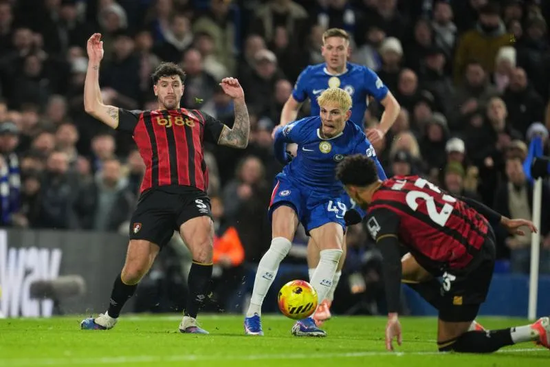 Chelsea y Bournemouth dividieron unidades