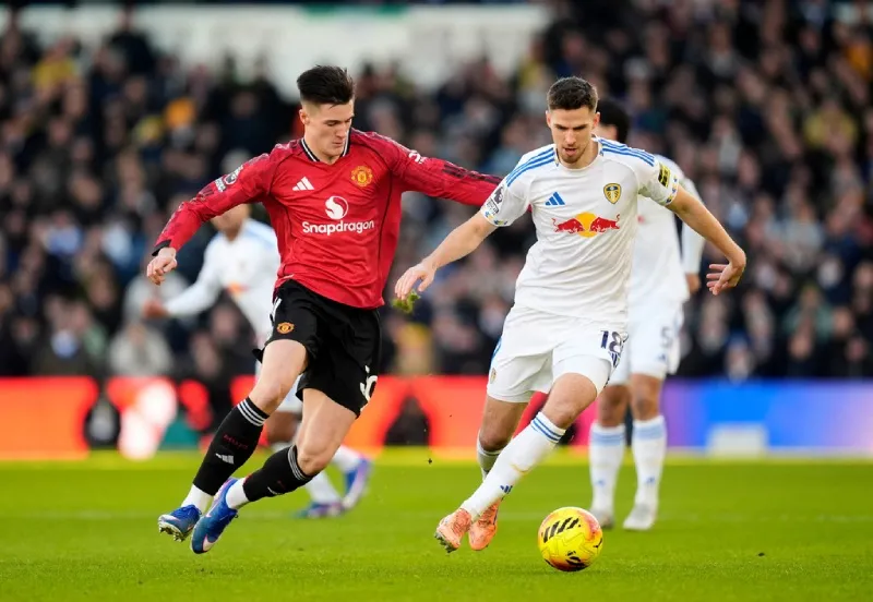 Manchester United empató en su visita a Leeds United