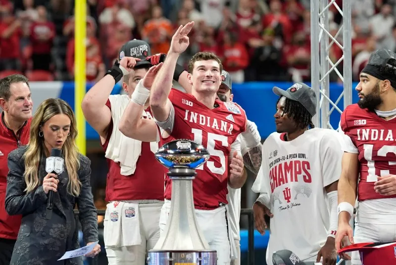 Fernando Mendoza | AP