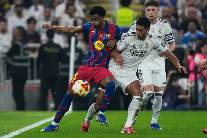 Bellingham en el partido contra Barcelona