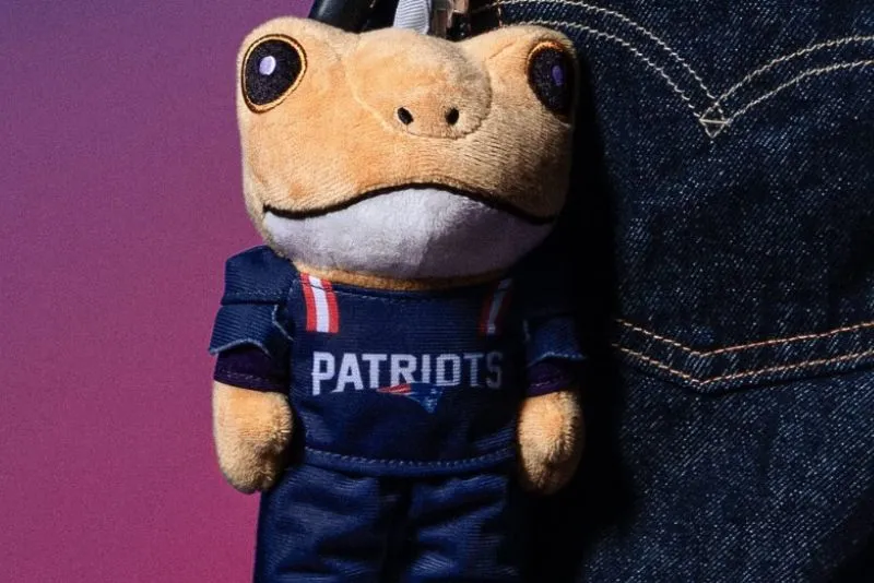 Bad Bunny lanzará una nueva línea de ropa en colaboración con NFL | @nfl