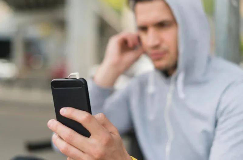 Los usuarios con prepago comienzan a sentir los bloqueos / FREEPIK