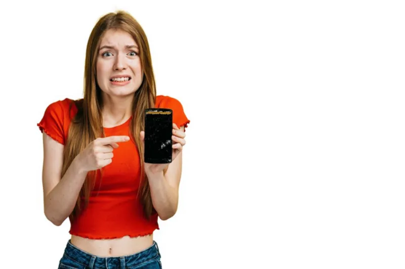 Lo mejor es vincular tu número con tu identidad para evitar problemas / FREEPIK