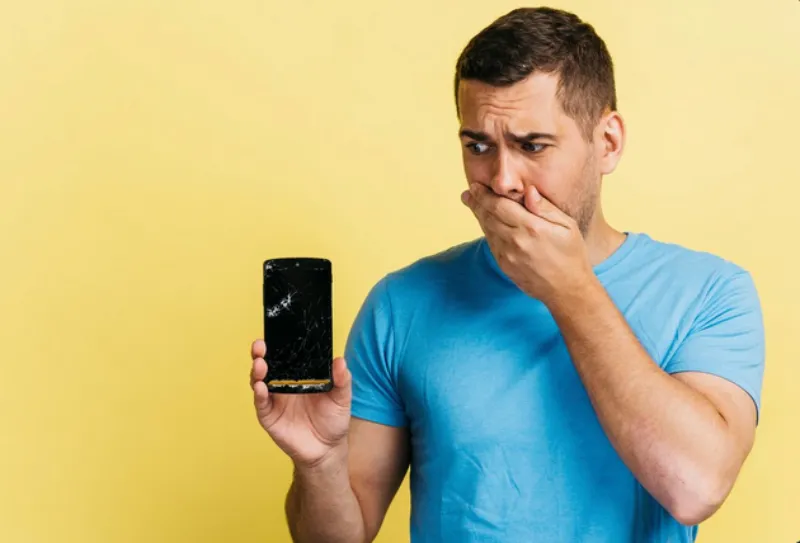 Hasta el momento sólo se han registrado 2.1 millones de líneas / FREEPIK