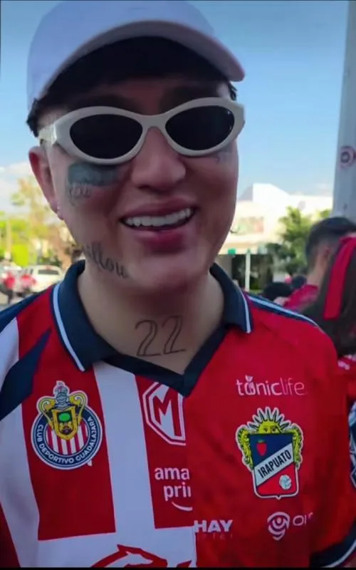 Con el corazón dividido | Captura de pantalla