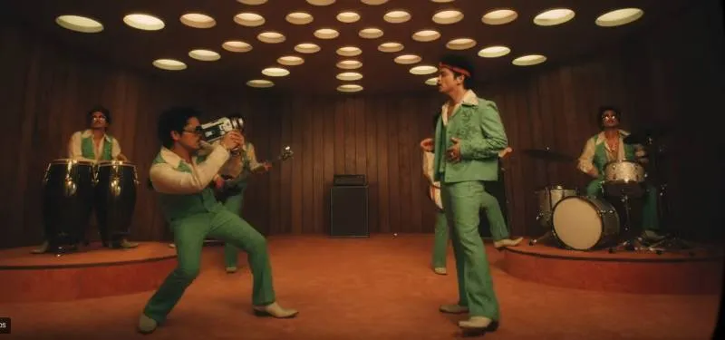 Bruno Mars estrenó su nuevo sencillo. / YT: Bruno Mars