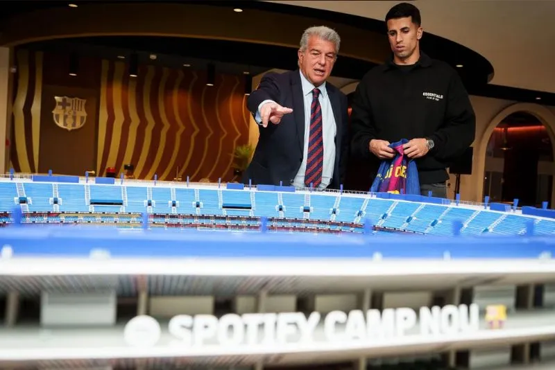 Cancelo volverá a ser jugador del FC Barcelona hasta final de temporada | FC Barcelona