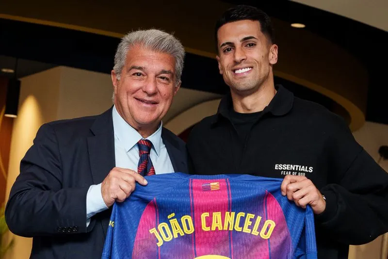 Cancelo volverá a ser jugador del FC Barcelona hasta final de temporada | FC Barcelona